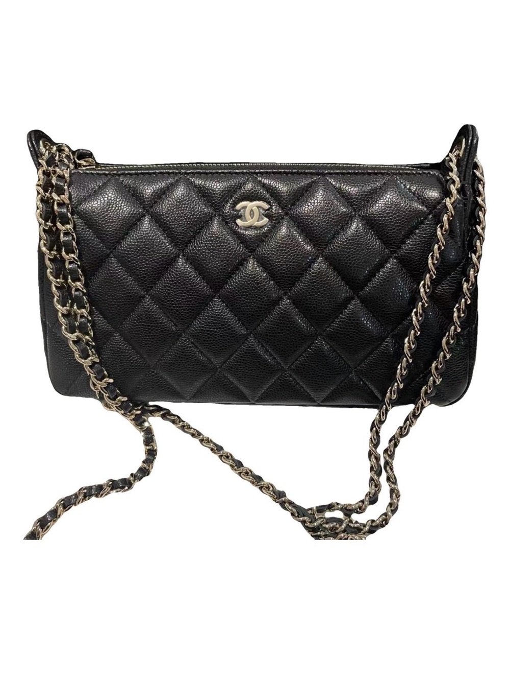 CHANEL Black Quilted Leather Shoulder Bag with Gold-Tone Chain - Picture 7 of 7